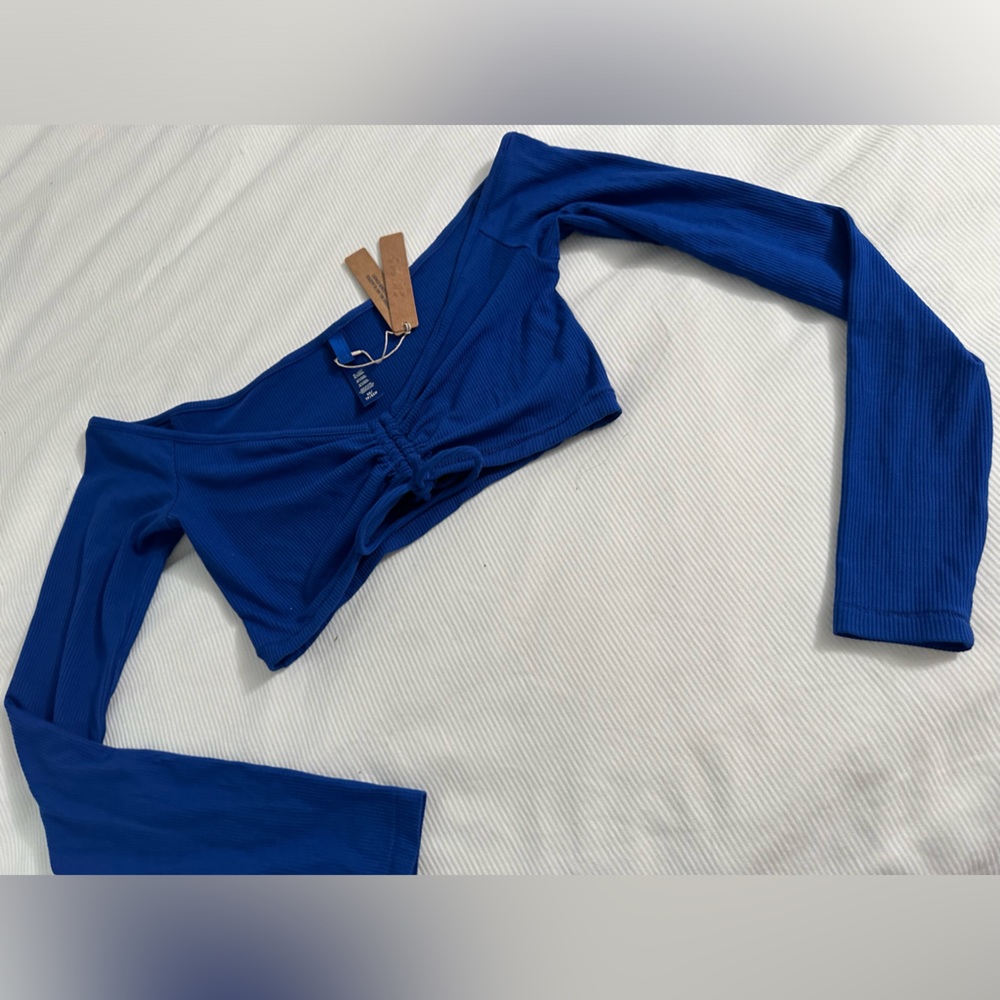 Xs skims royal blue new with tags sold out crop top long sleeve tiedin clevage